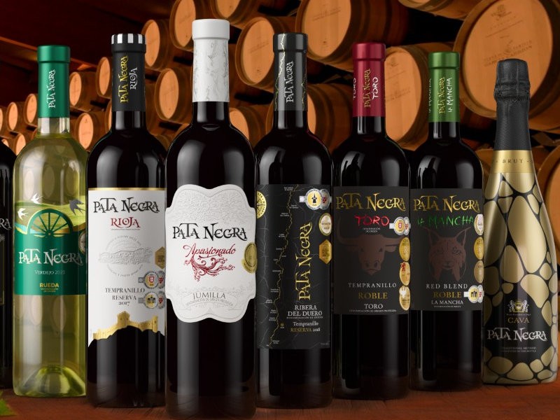 García-Carrión is committed to sustainability and reducing carbon emissions by recycling their wine label liner waste